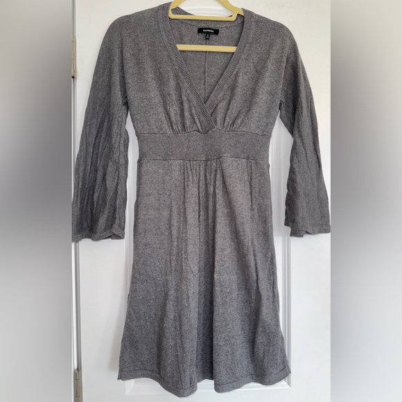 Express Gray Sweater Dress Babydoll Bell Sleeve Small Rayon Nylon Cotton V-Neck - Picture 1 of 8